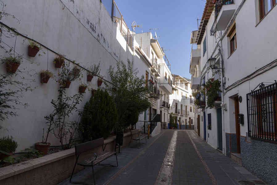 Granada - la Alpujarra 048 - Lanjarón.jpg